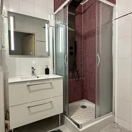 Cosy Avec Parking - Sablon Apartmán *